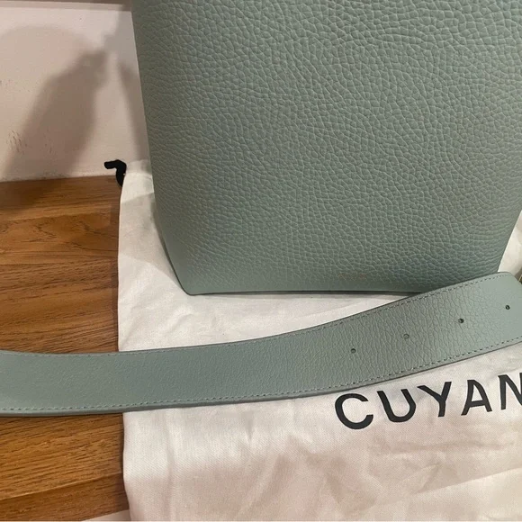 Cuyana Green Leather Satchel - Picture 8 of 11